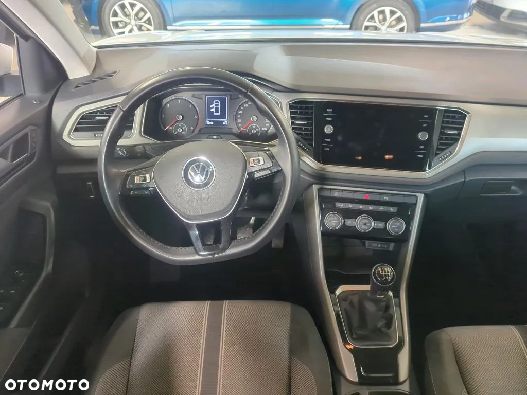 Volkswagen T-Roc - 7