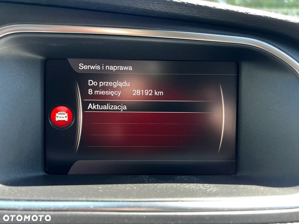 Volvo V40 Cross Country D2 Momentum - 32