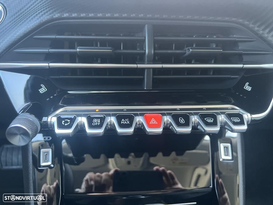 Peugeot e-2008 50 kWh Allure Pack - 46