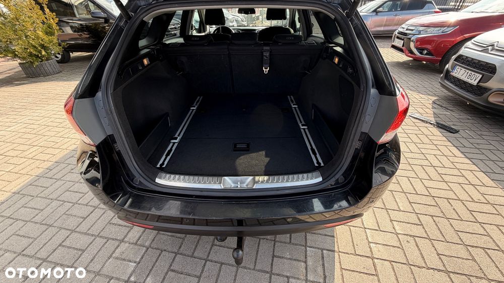 Hyundai i40 Kombi blue 1.7 CRDi DCT Premium - 33