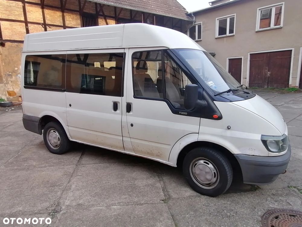 Ford Transit - 1