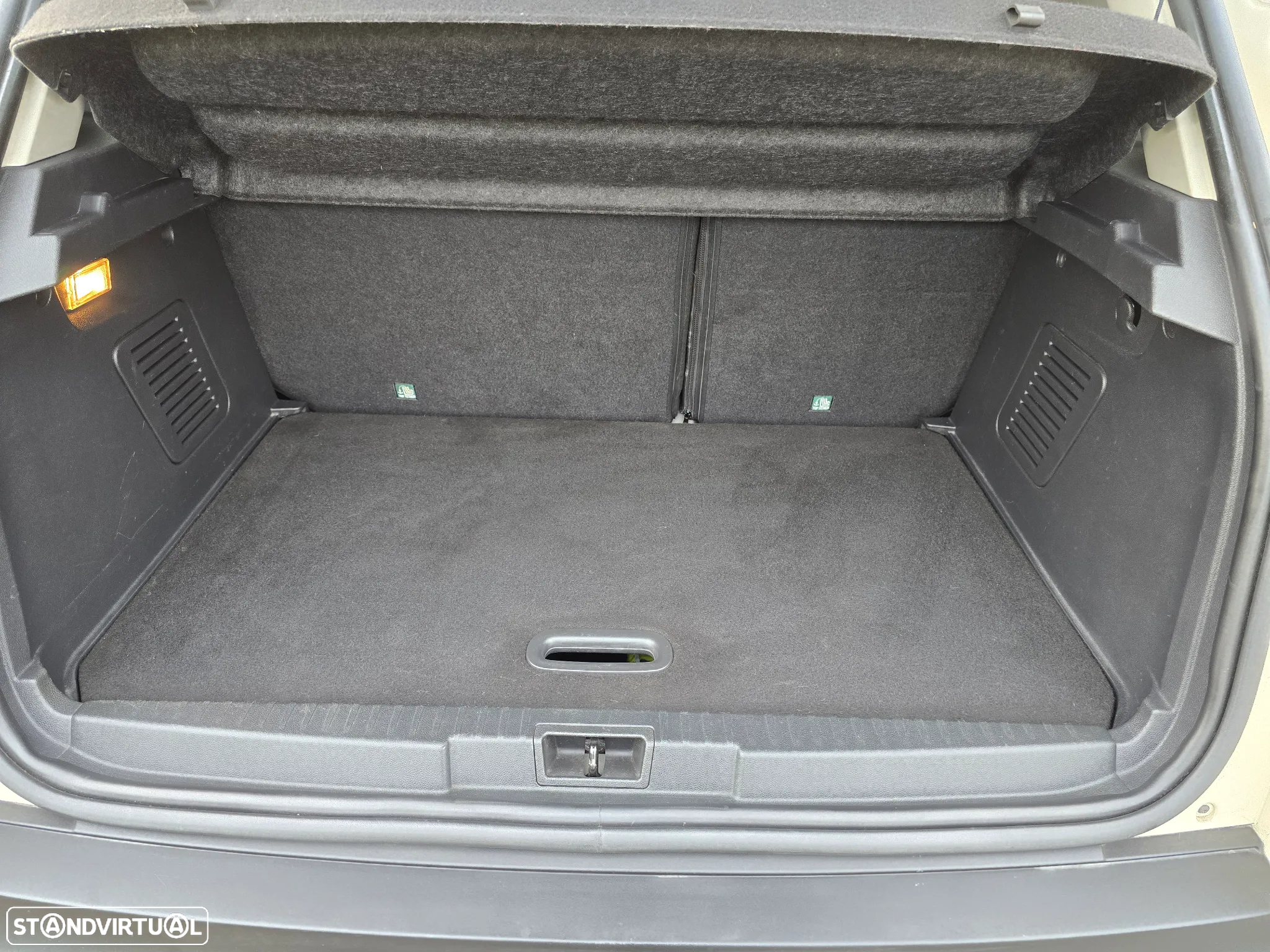Renault Captur 1.5 dCi Exclusive - 49