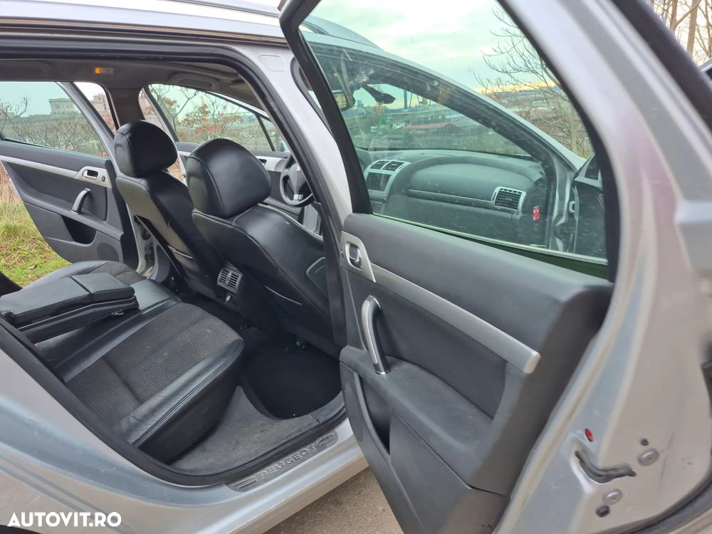 Peugeot 407 2.0HDi ST Sport FAP Aut - 20