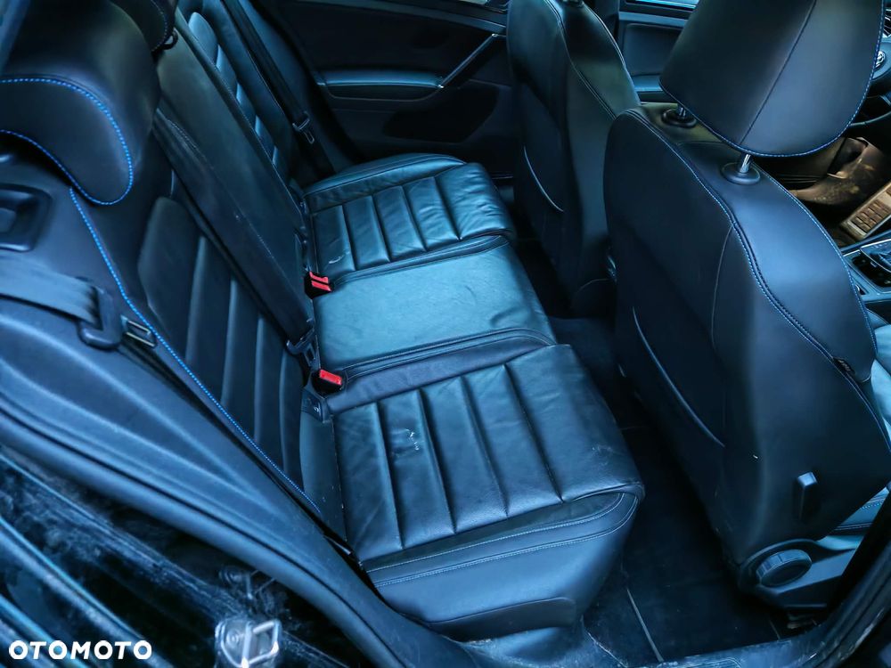 Volkswagen Golf - 9