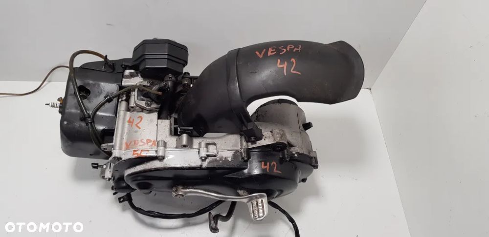 Piaggio Vespa LX 50 2T Silnik - 2