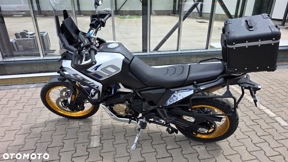 VOGE 800 Rally - 2