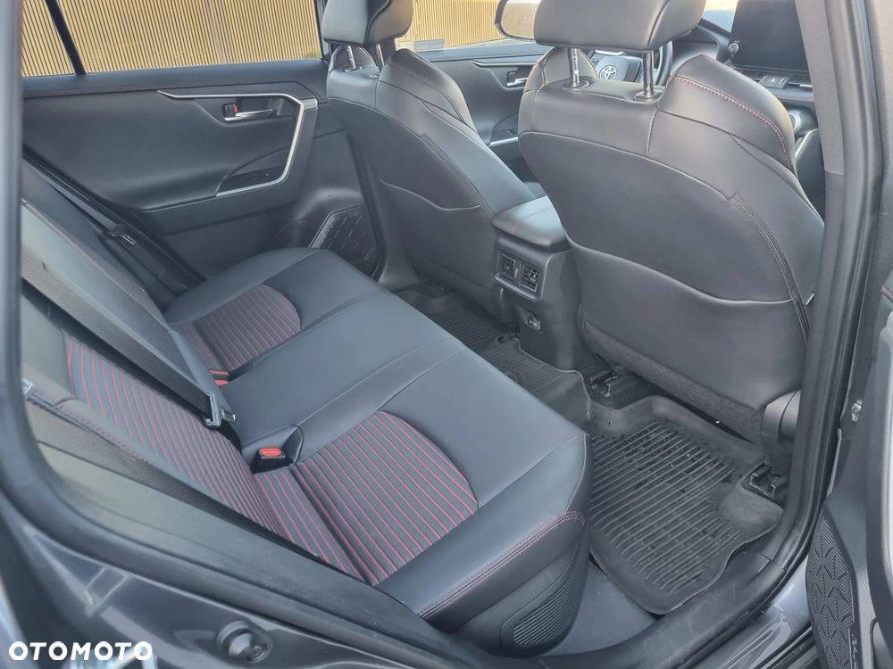 Toyota RAV4 - 21