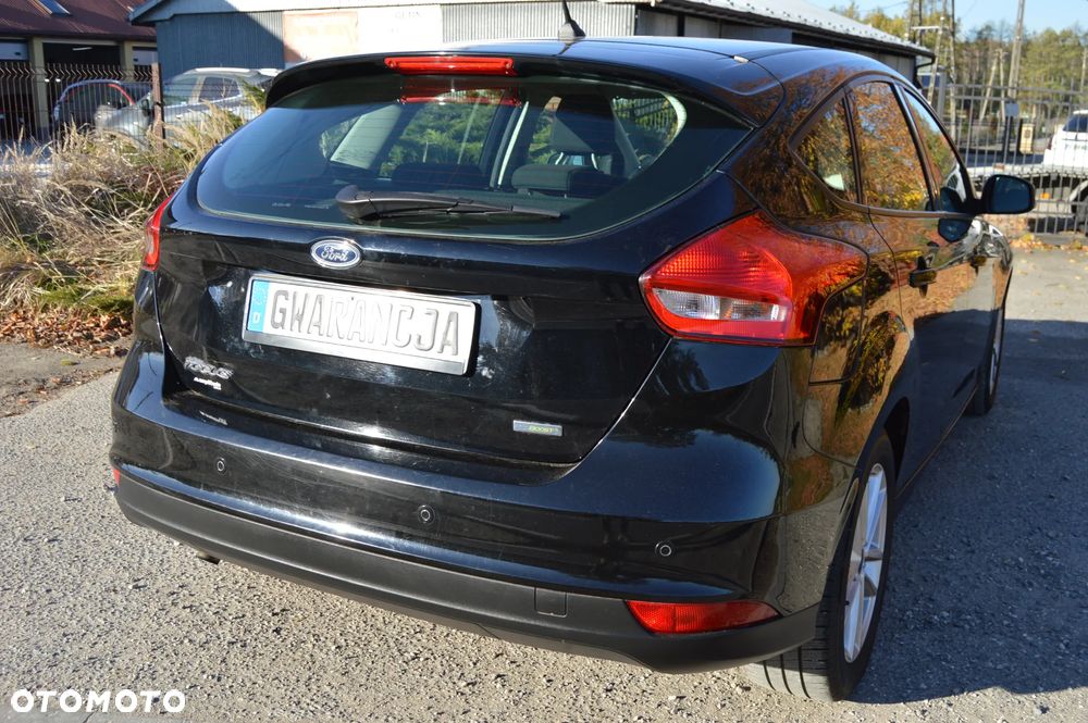 Ford Focus 1.0 EcoBoost Titanium Design - 8