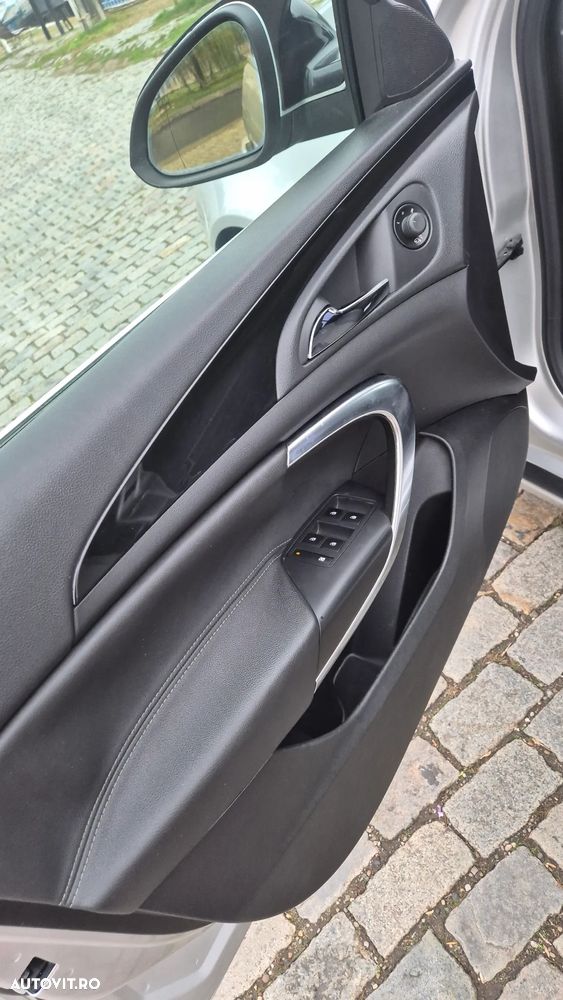 Opel Insignia 2.0 CDTI ECOFlex - 10