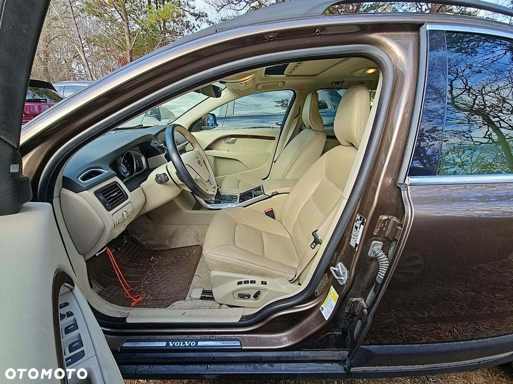 Volvo XC 70 - 6