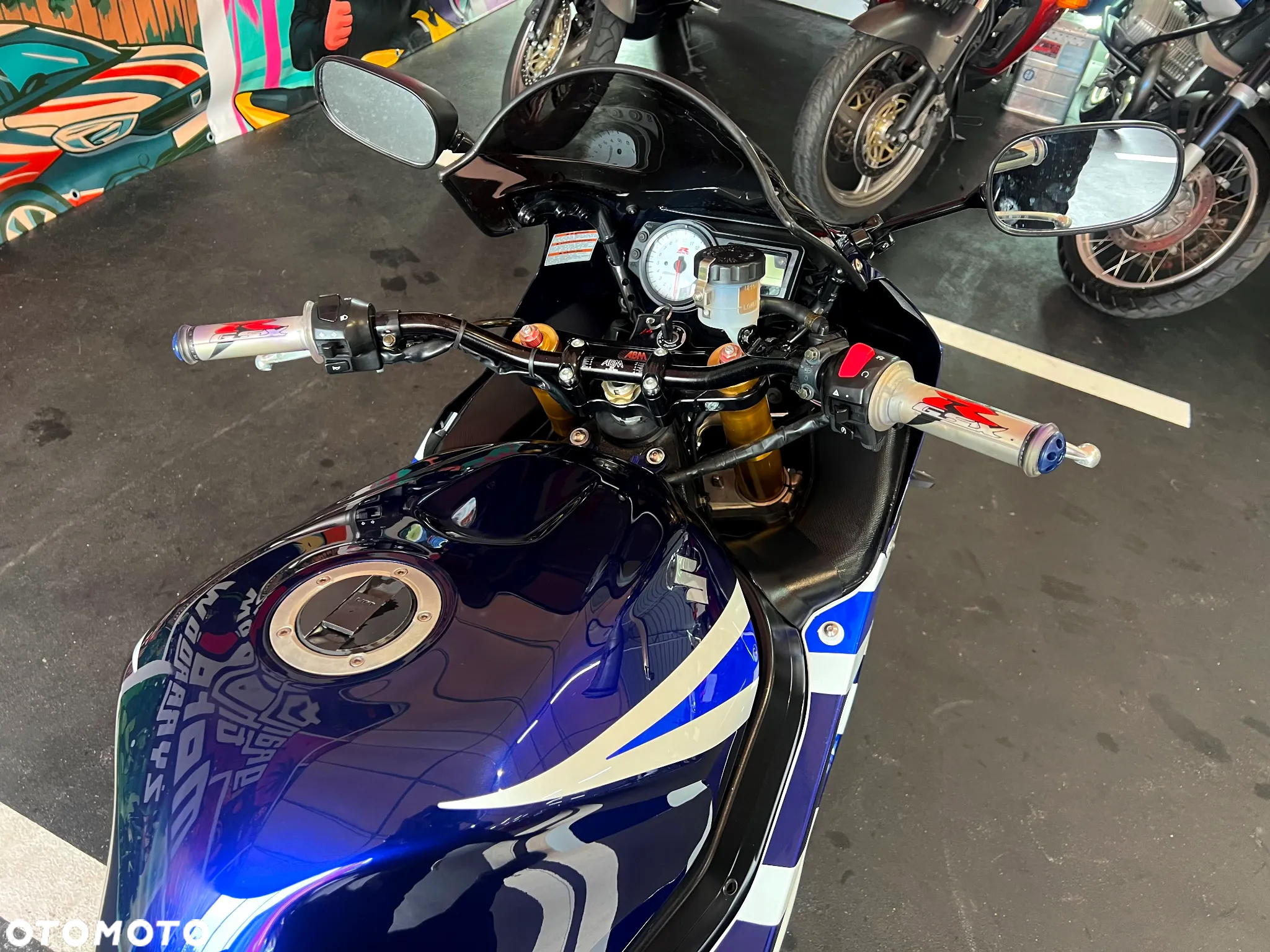 Suzuki GSX-R - 9