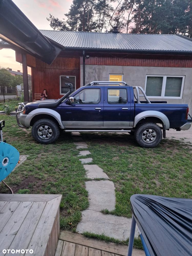 Nissan Pickup Premium - 5