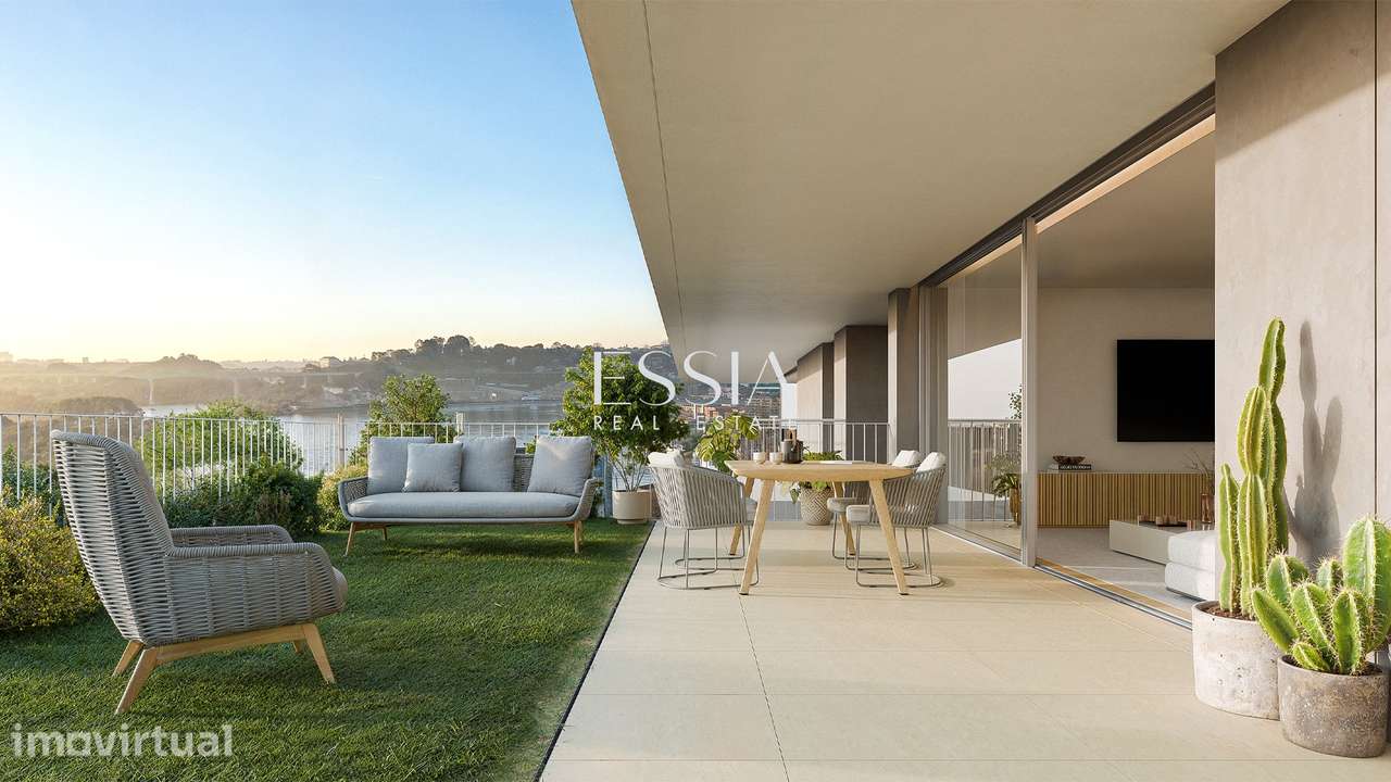 Apartamento T2 Duplex com Varanda, Jardim Privativo e Vistas Rio Douro - Grande imagem: 3/27