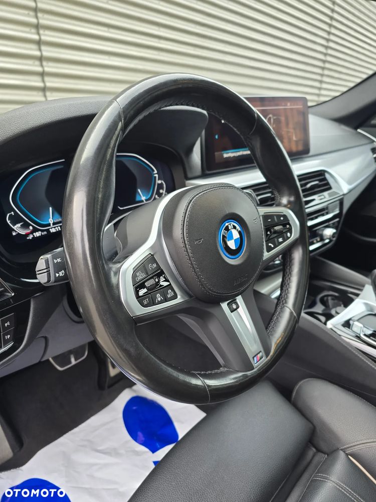 BMW Seria 5 530e M Sport sport - 16