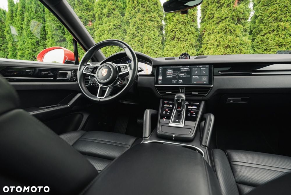 Porsche Cayenne - 16