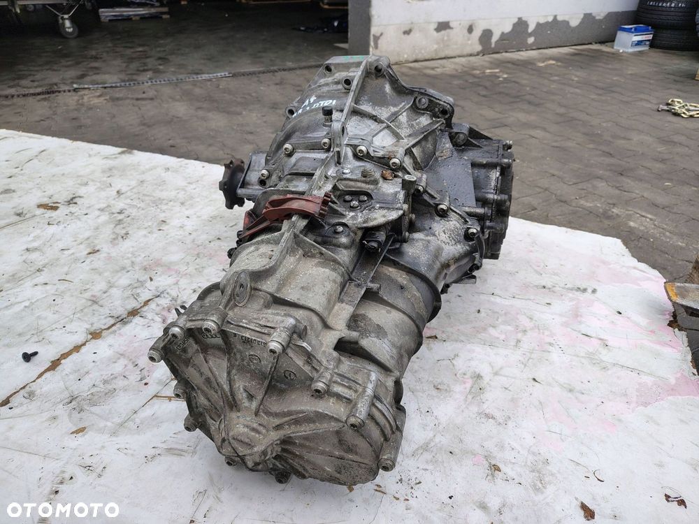 SKRZYNIA 6 BIEGÓW JJG AUDI A4 B8 2.0 TDI - 6