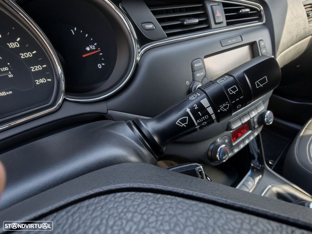 Kia Ceed SW 1.6 CRDi GT Line - 18
