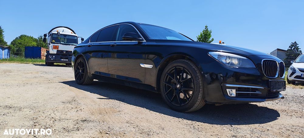 BMW Seria 7 740d xDrive - 2