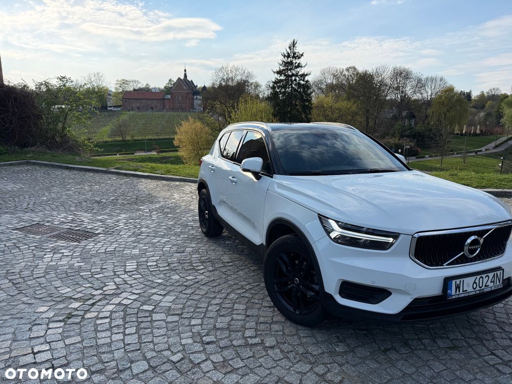 Volvo XC 40 T3 Momentum Pro - 9
