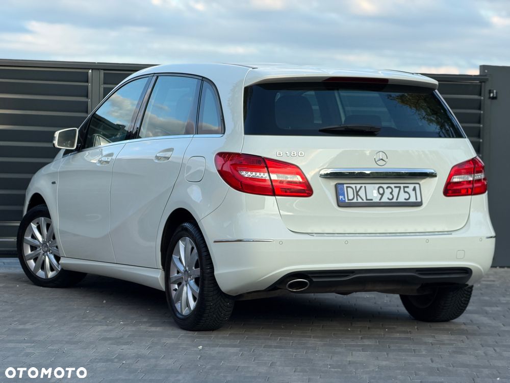 Mercedes-Benz Klasa B 180 - 4