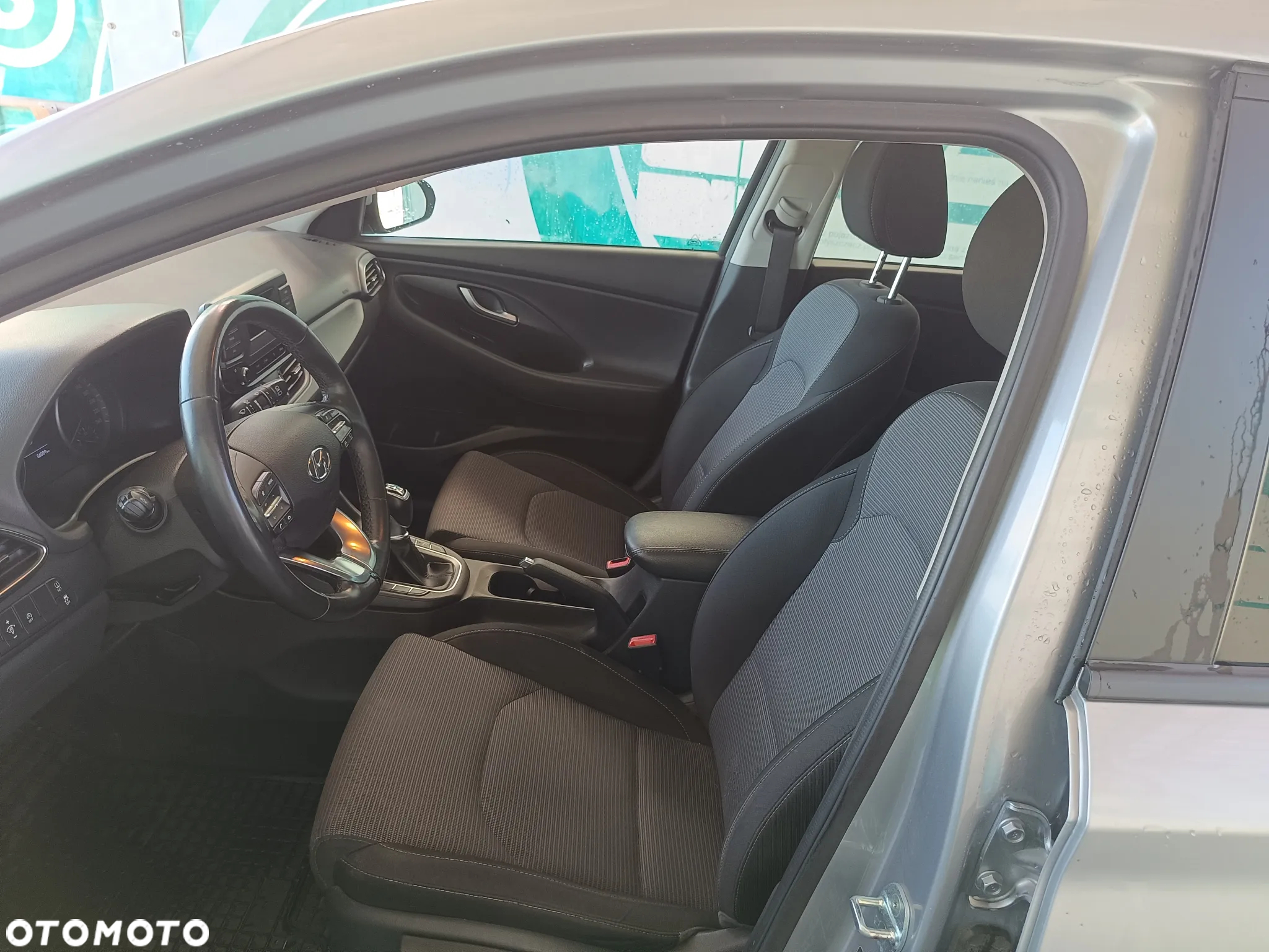Hyundai i30 1.5 DPI Classic + - 14