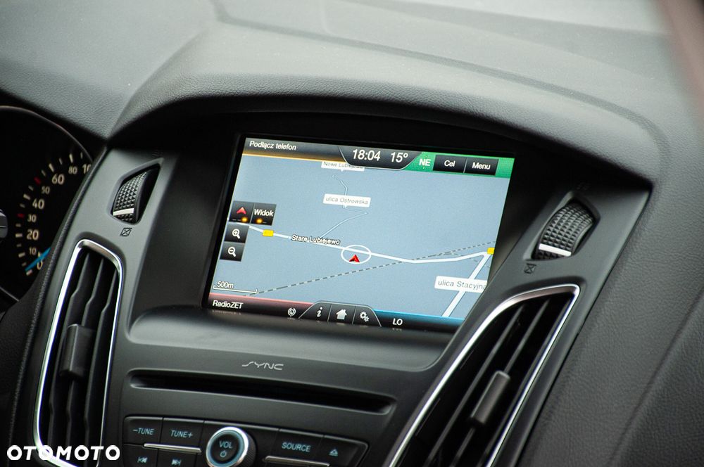 Ford Focus SW 1.5 EcoBoost S&S ST-LINE - 18