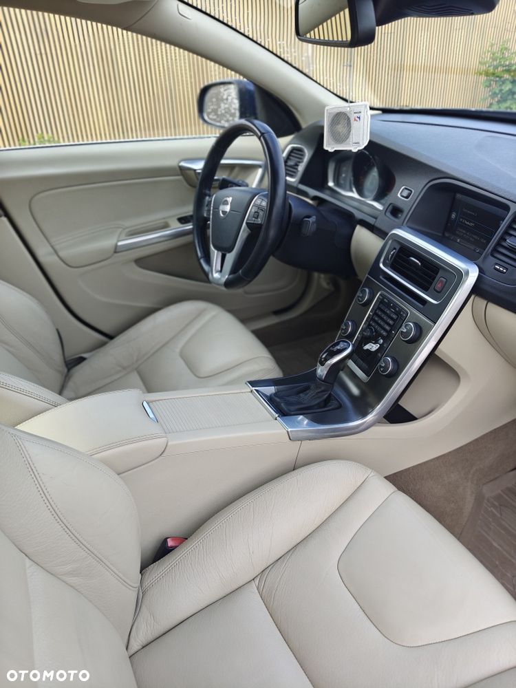 Volvo S60 - 6