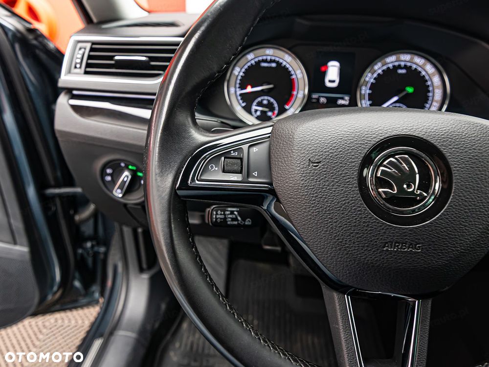 Skoda Superb 2.0 TSI 4x4 L&K DSG - 16