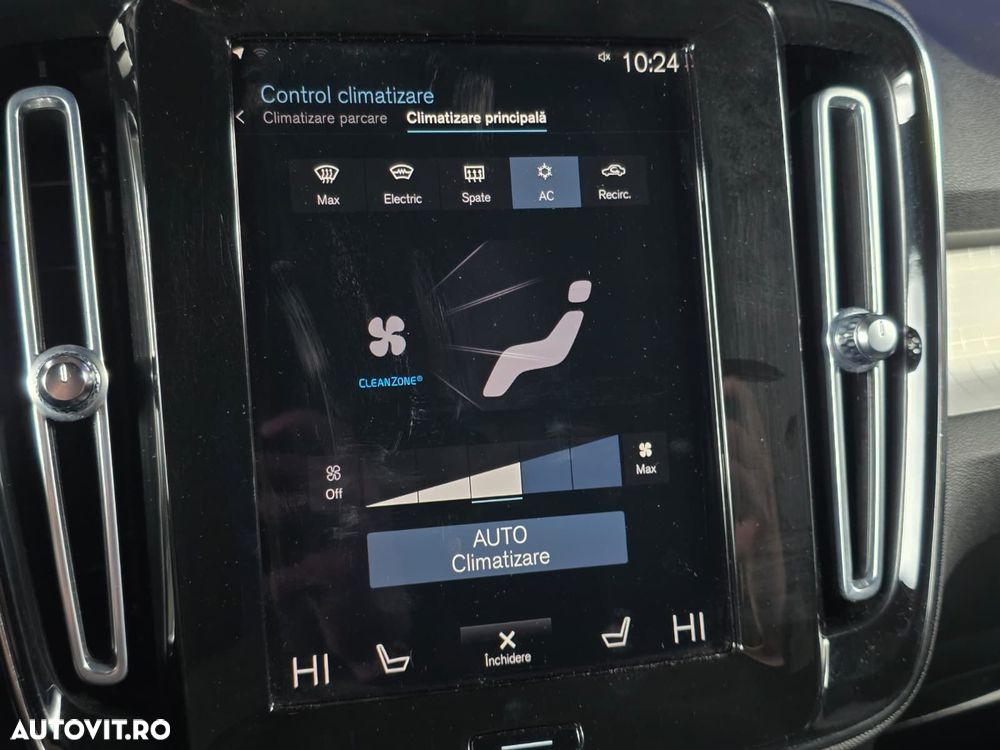 Volvo XC 40 T3 AT8 Momentum Pro - 18