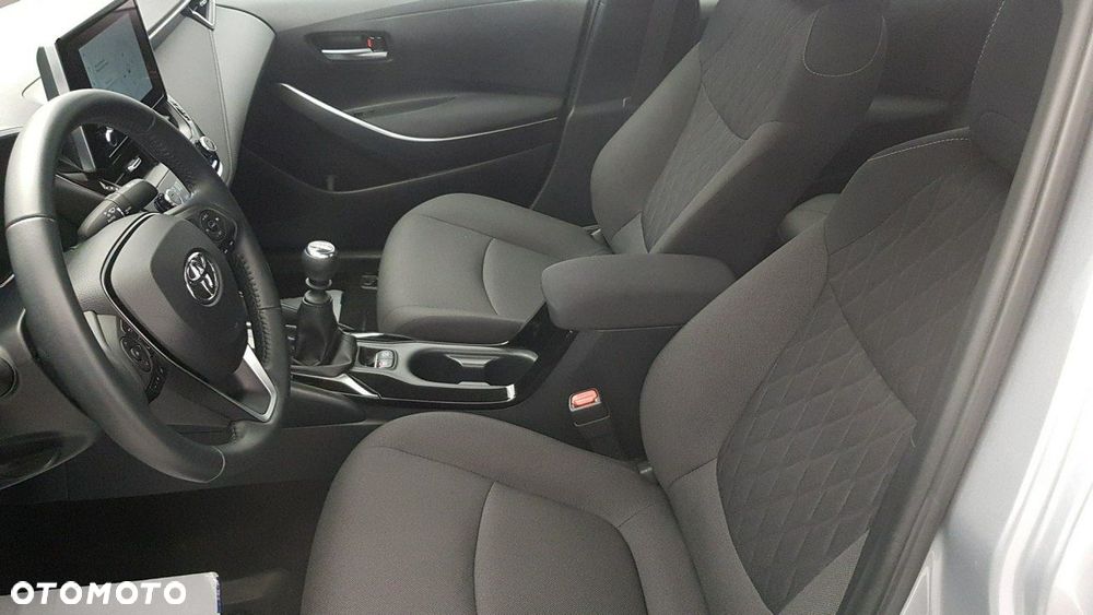 Toyota Corolla - 15