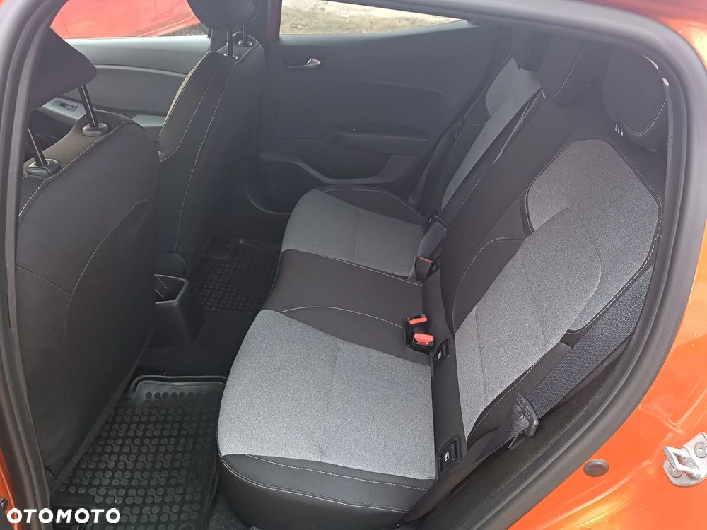 Renault Clio 1.0 TCe Evolution X-Tronic - 10