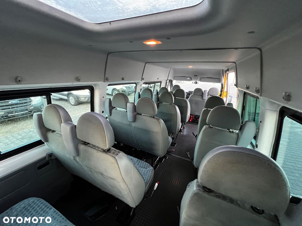 Ford Transit Autobus 17 osobowy - 29