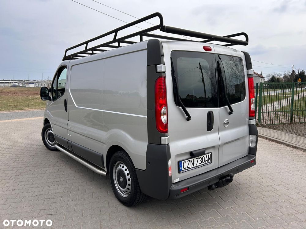 Opel VIVARO - 2