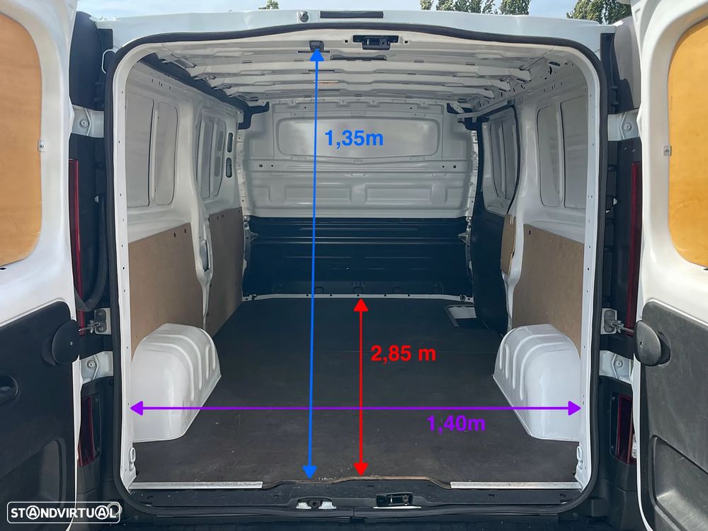 Renault Trafic 2.0 dCi Longa IVA Dedutível - 32