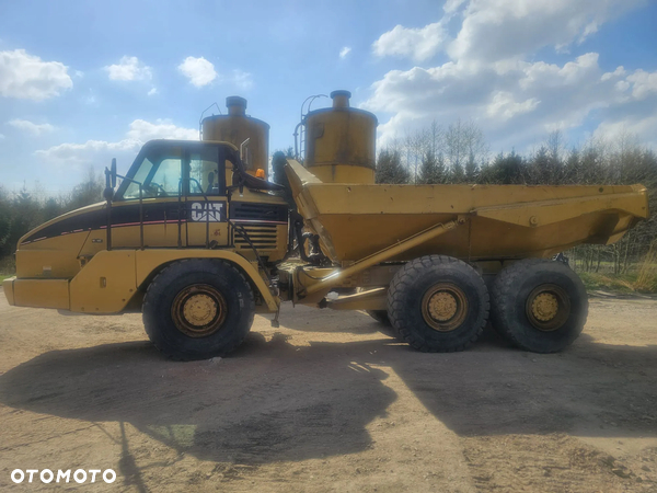 Caterpillar 725