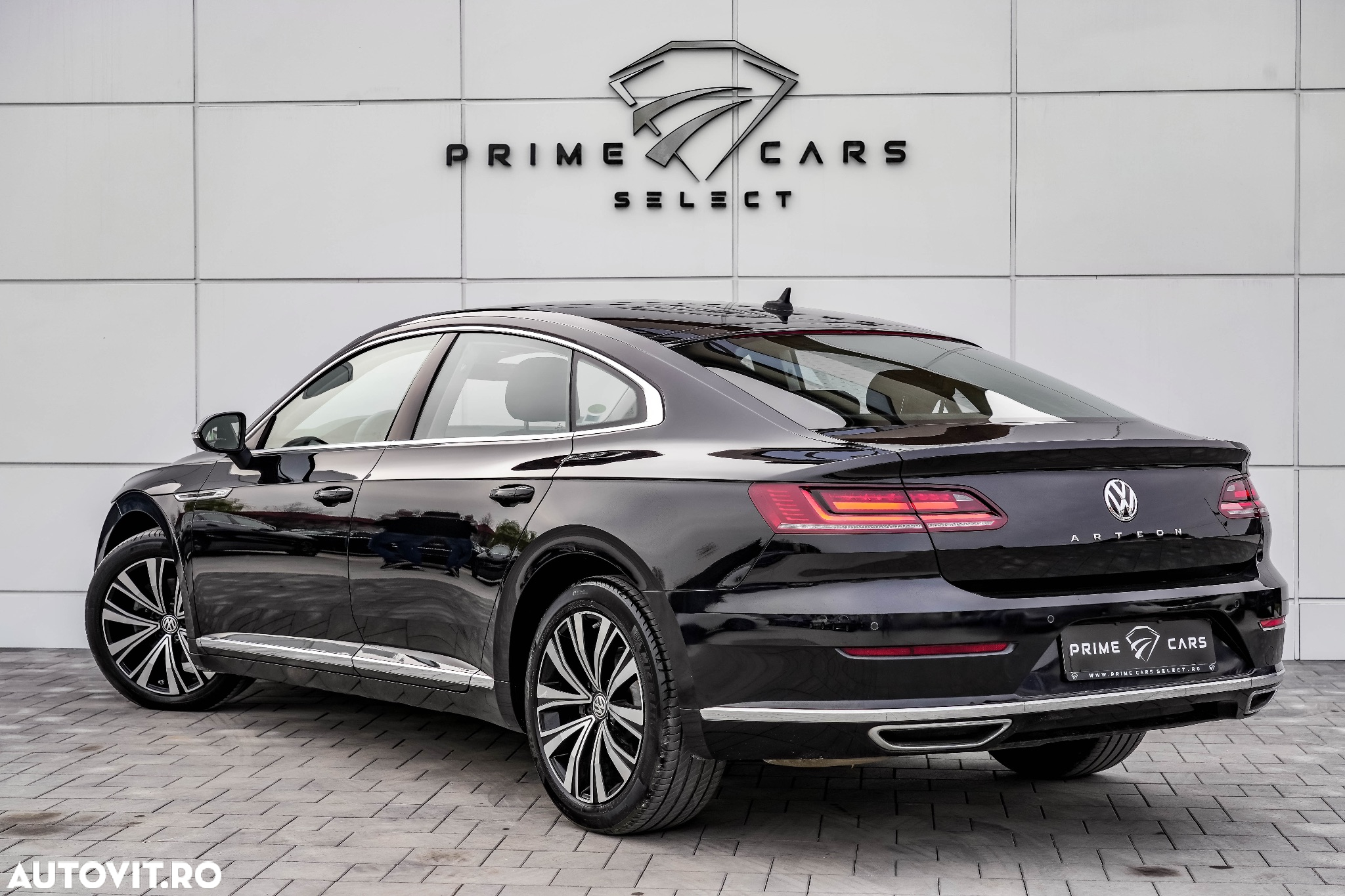 Volkswagen ARTEON 2.0 TDI SCR DSG Elegance - 4