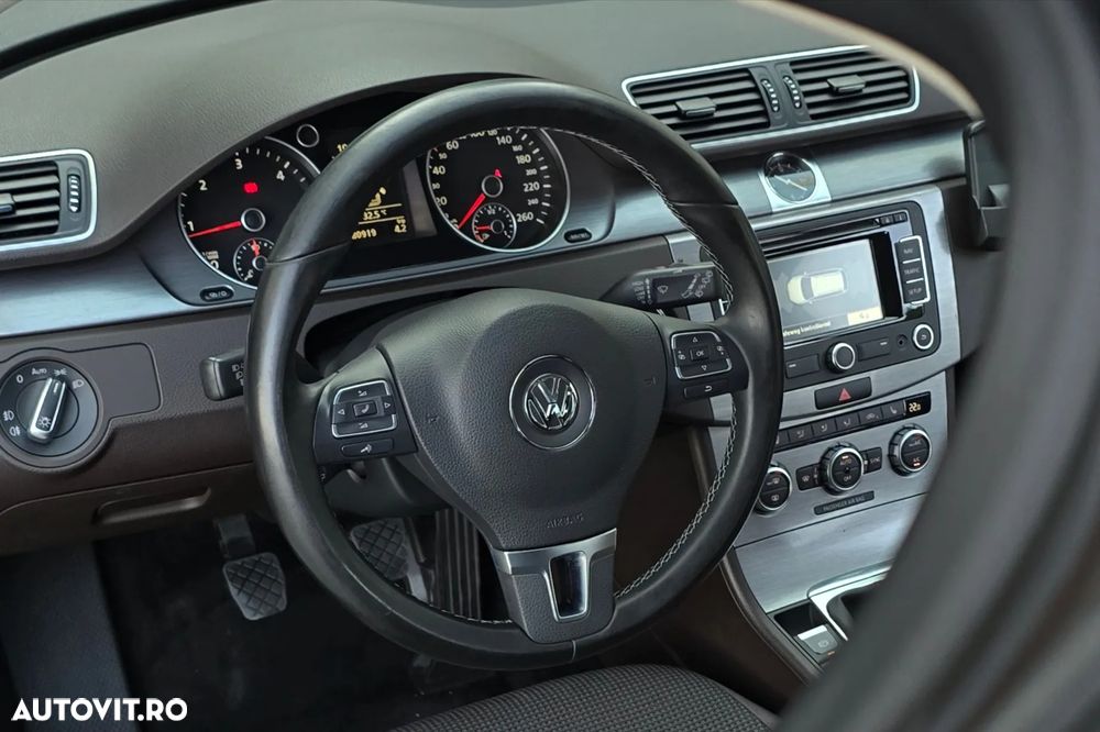 Volkswagen Passat 2.0 TDI BlueMotion Technology Business Edition - 26