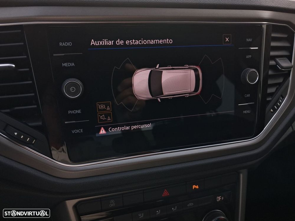 VW T-Roc 1.0 TSI Style — fotografia 4