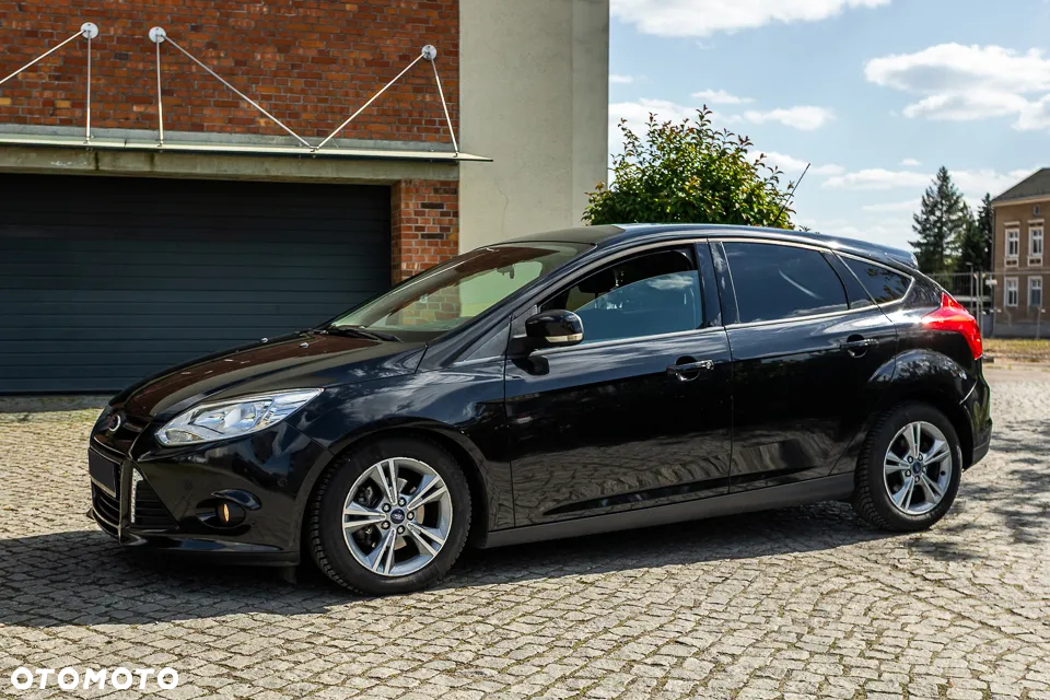 Ford Focus 1.0 EcoBoost Hybrid ACTIVE - 2