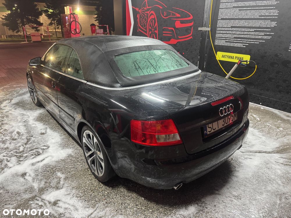 Audi A4 Cabrio 2.4 - 4