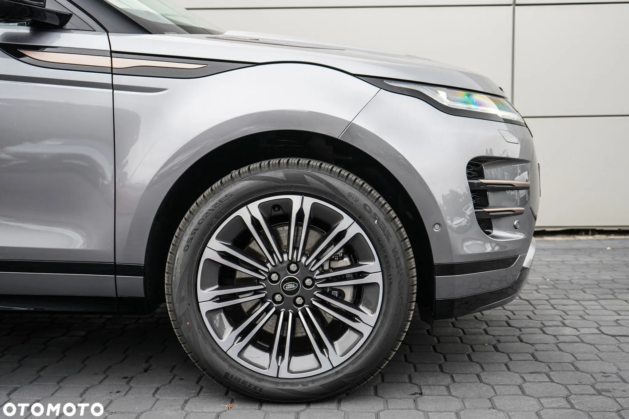 Land Rover Range Rover Evoque - 4