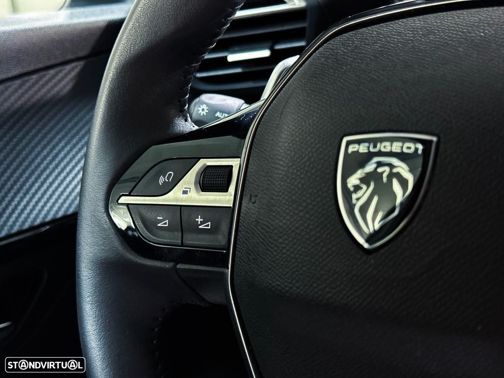 Peugeot 208 1.2 Hybrid Allure e-DCS6 - 38
