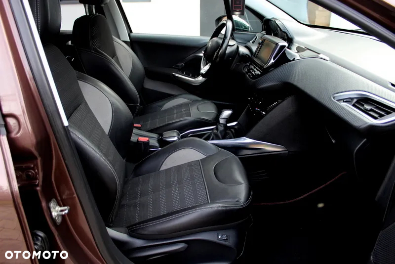 Peugeot 2008 1.6 VTi Allure - 8