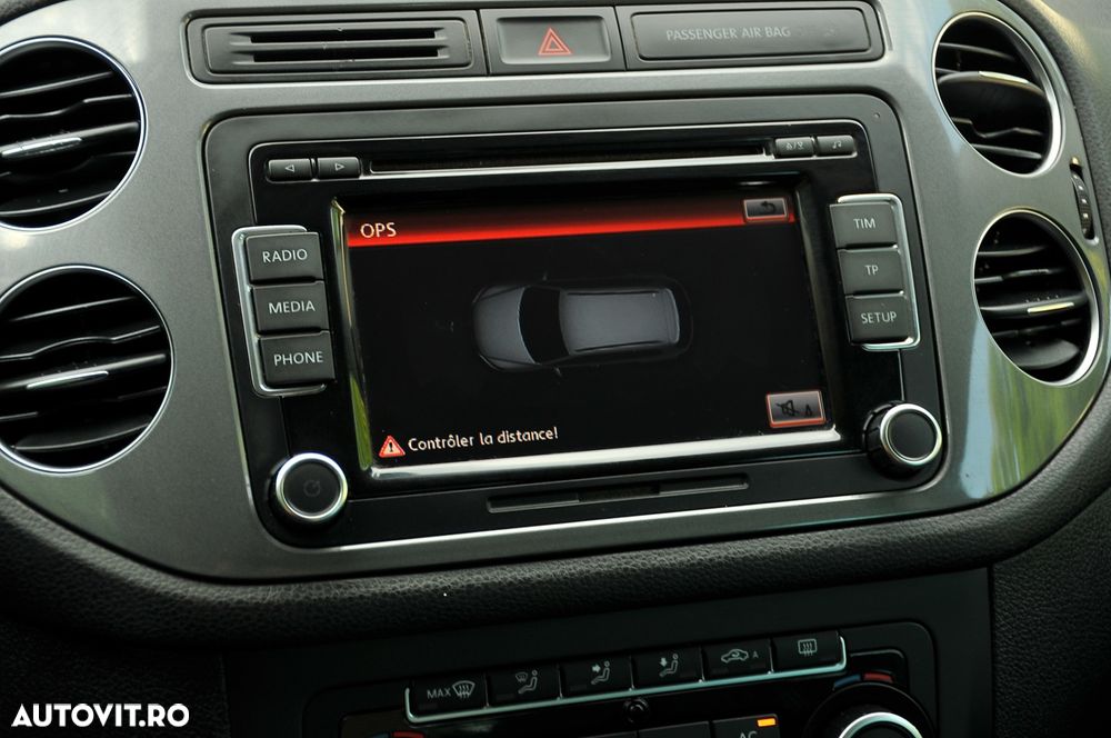 Volkswagen Tiguan 2.0 TDI DPF BlueMotion Technology Exclusive - 14