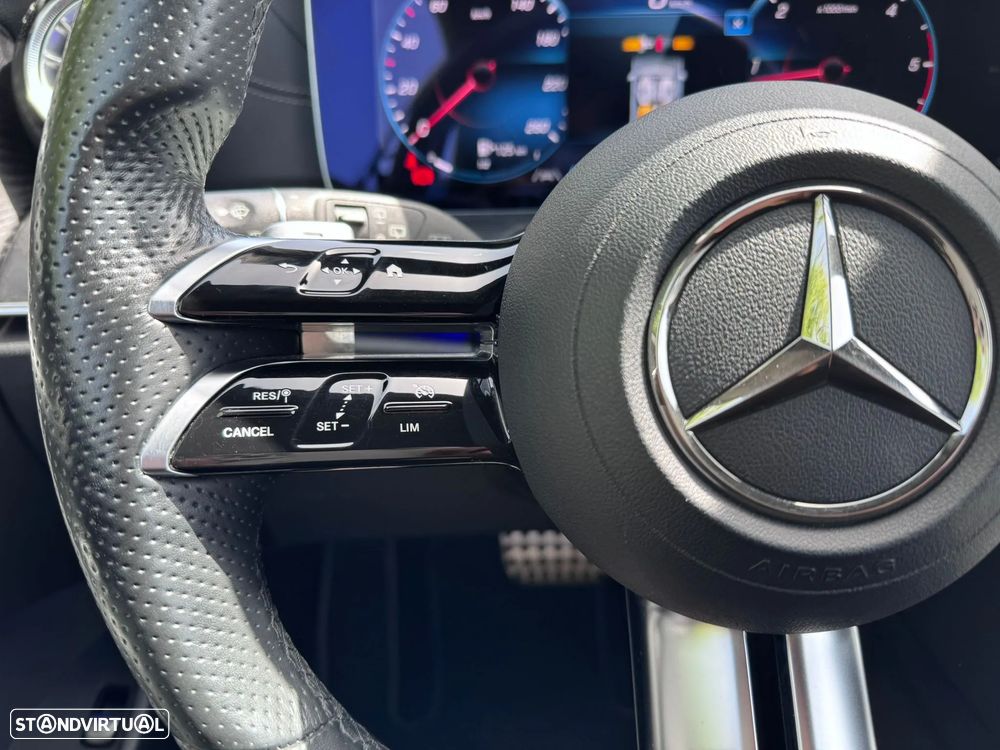 Mercedes-Benz E 220 d AMG Line - 14