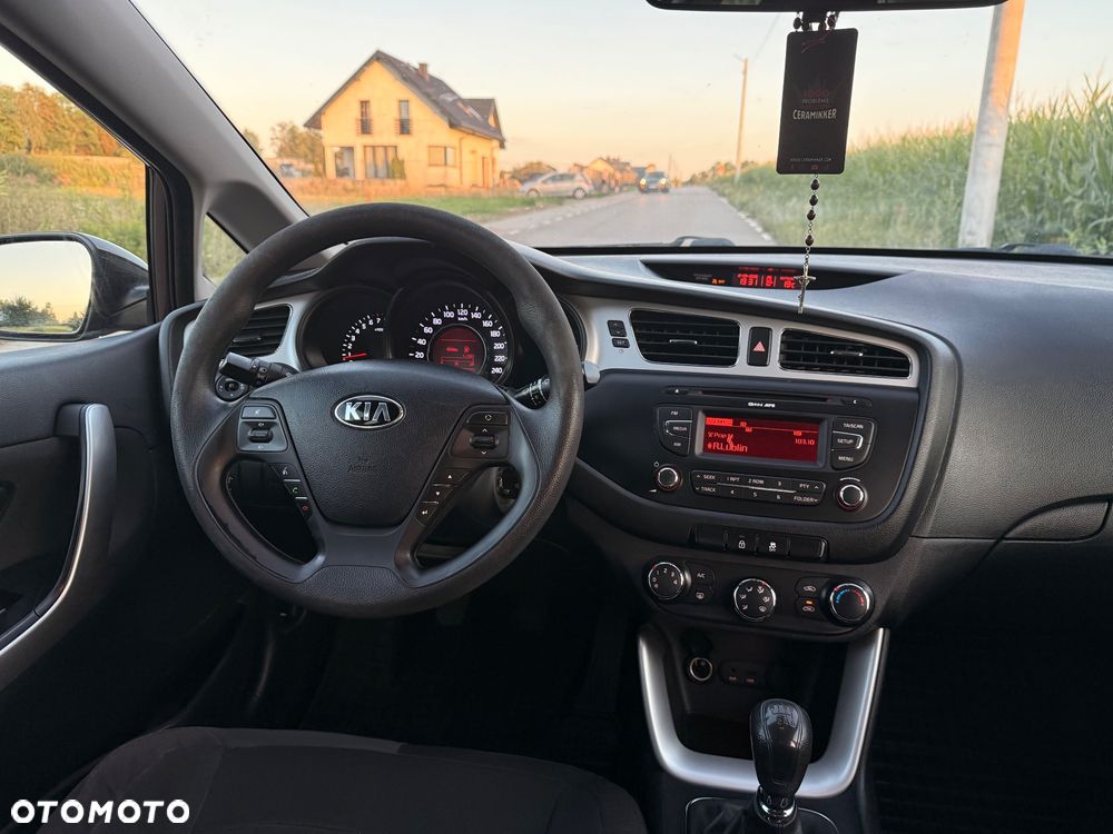 Kia Ceed 1.4 CVVT - 16