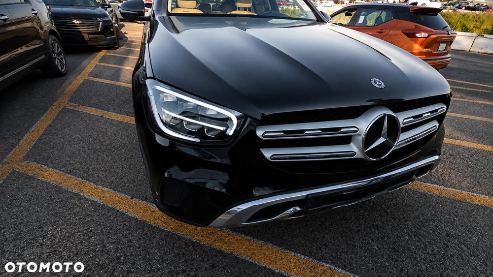 Mercedes-Benz GLC 300 4-Matic - 9