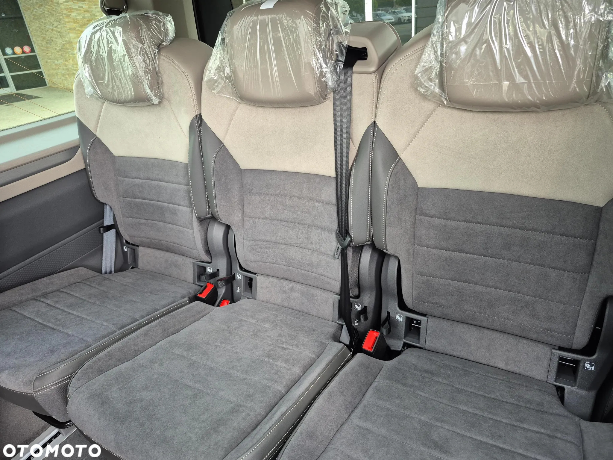 Volkswagen Multivan 1.5 eHybrid PHEV 4Motion L2 Edition DSG - 12