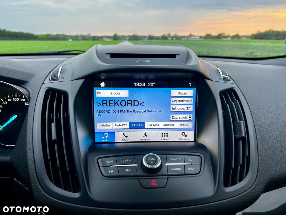Ford Kuga 1.5 EcoBoost 4WD Titanium - 23