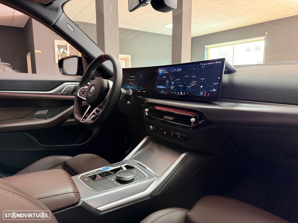 BMW i4 M50 Pack Desportivo M Pro — fotografia 18